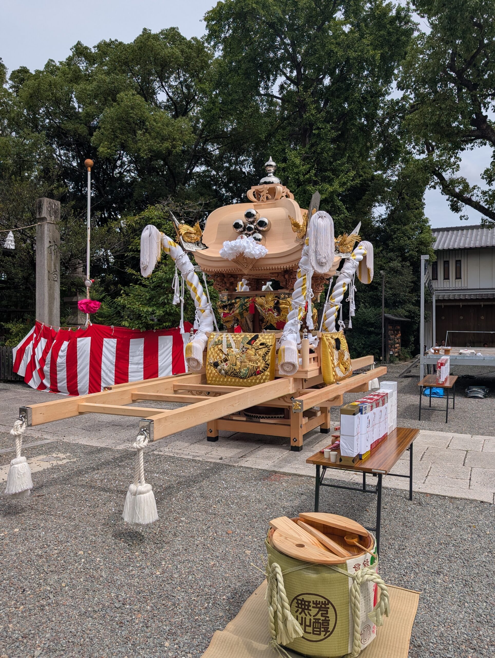 祭りのあとで